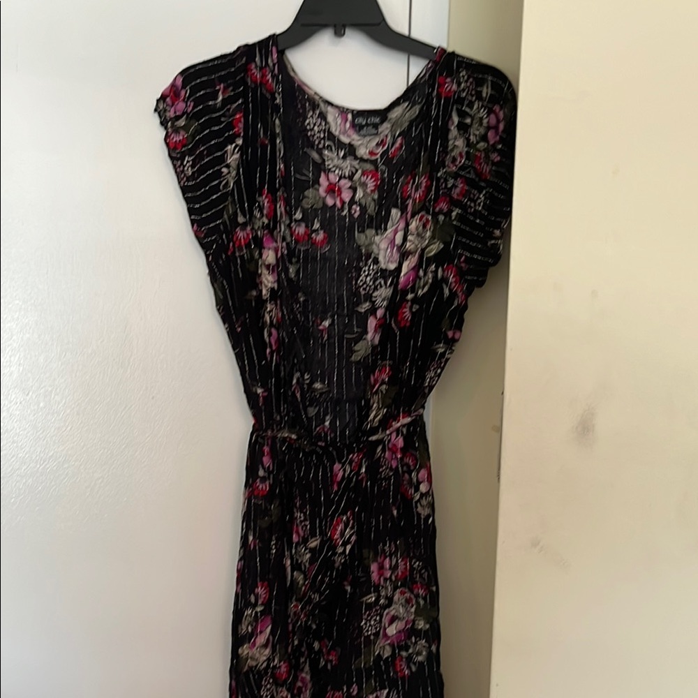 City Chic Black Floral Midi Dress wrap size 22